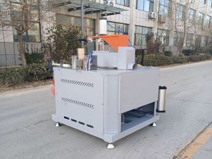 正峰LGDR-600单头牛头式任意角度圆盘切割锯精简门用锯